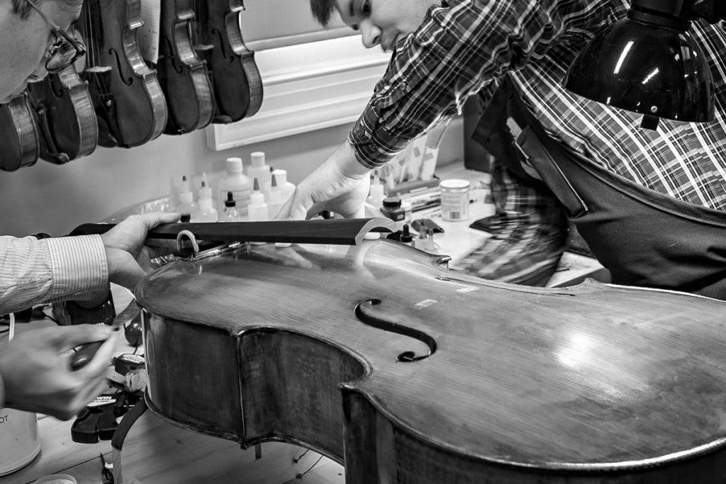 violin makers