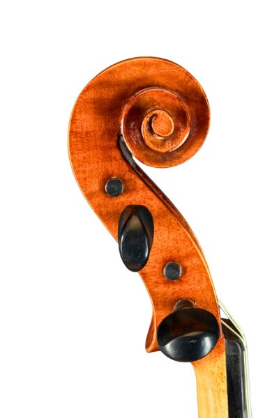Young M Kim Viola, Norfolk 1993 16 Scroll